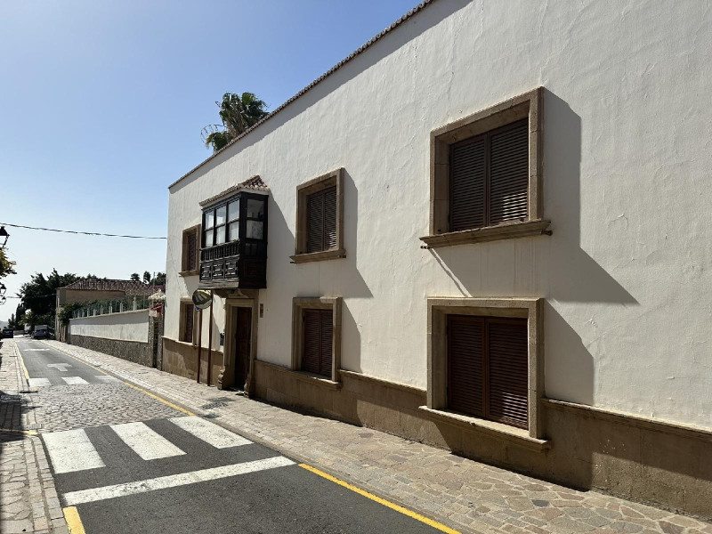 La Casona De Arona