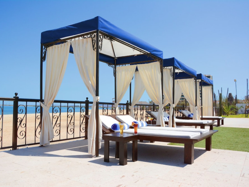 LA POSADA AND BEACH CLUB