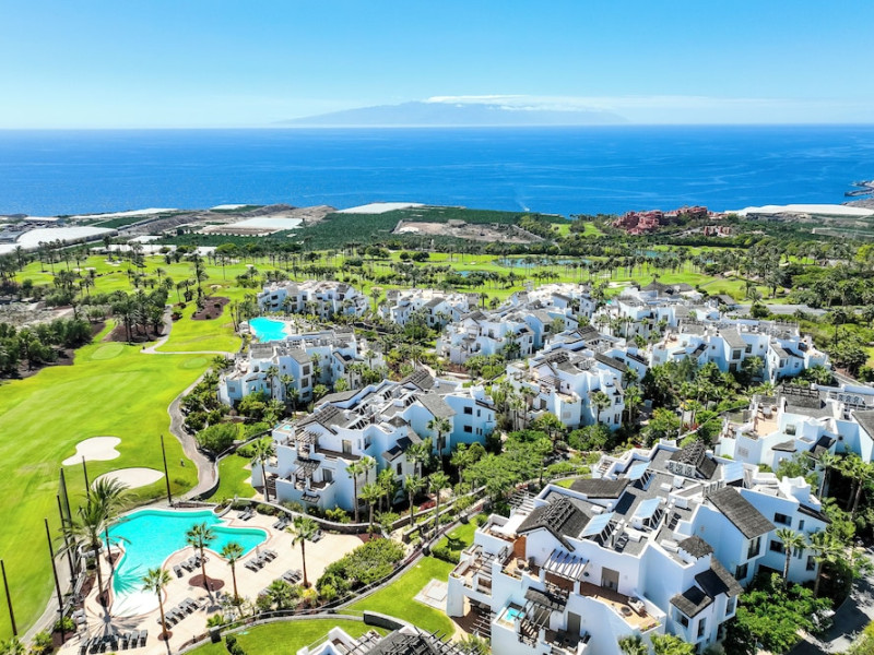 Las Terrazas de Abama Suites