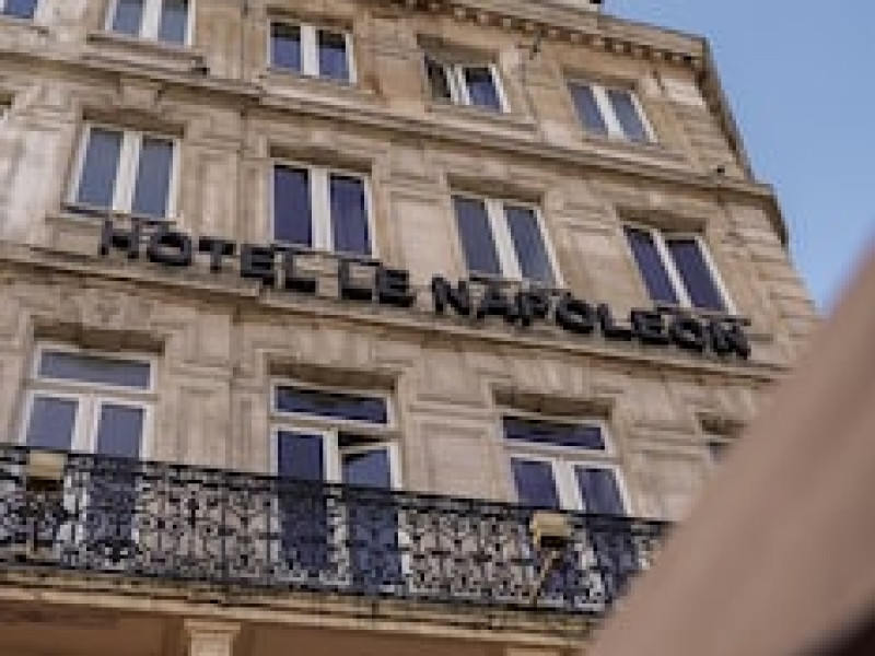 LE NAPOLEON
