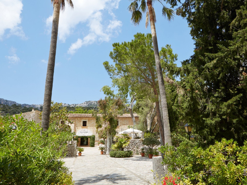 L'Hermitage Hotel & Spa