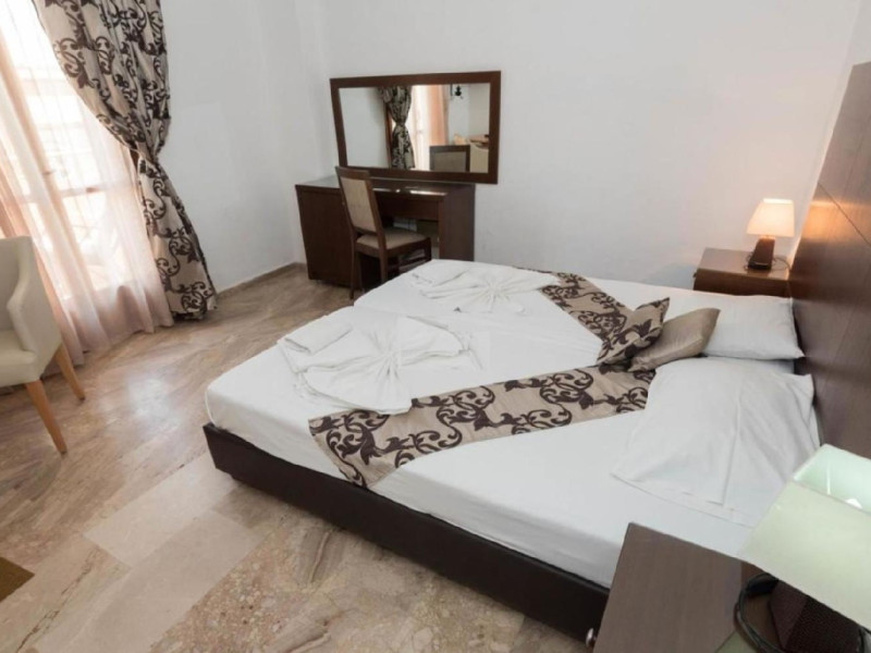 Lili Hotel