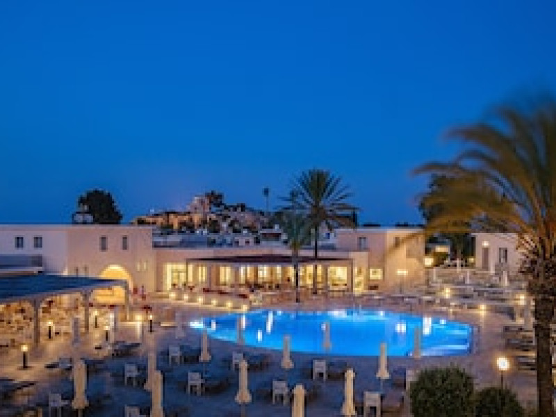 Louis St. Elias Resort & Waterpark