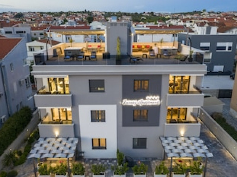 LUXURY MAJPRUZ SUITES