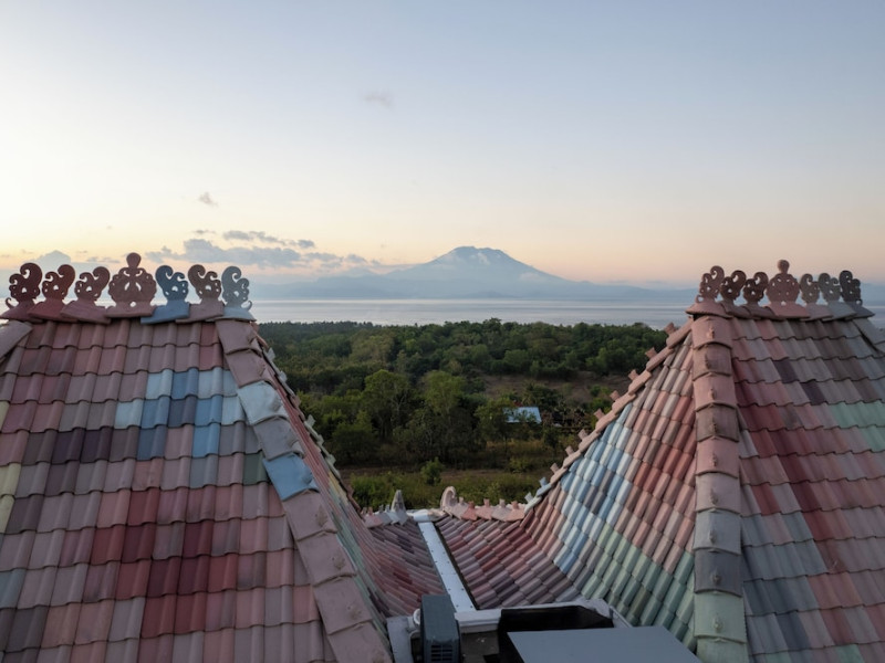 Mambo Hill Resort
