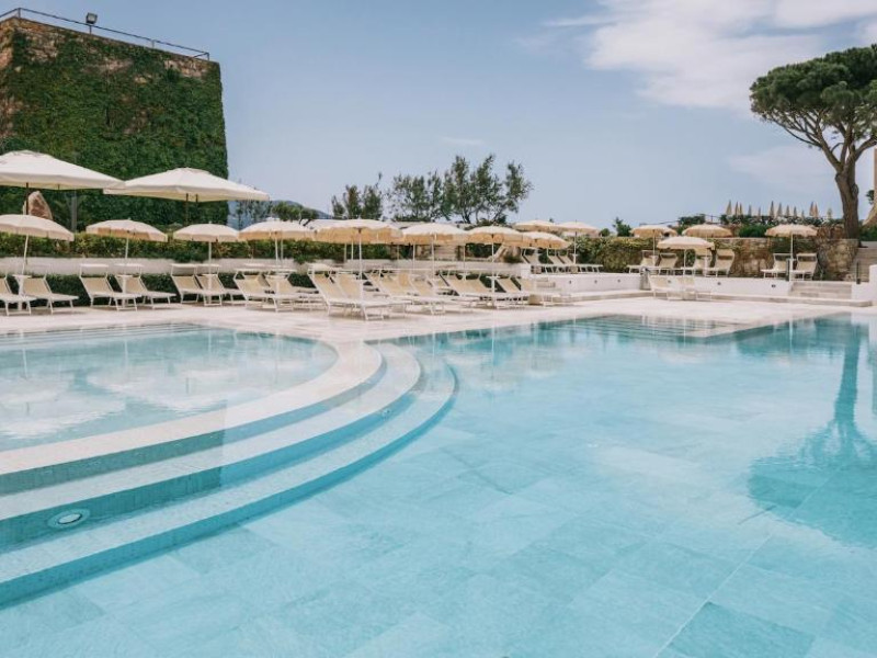 MANGIA’S POLLINA RESORT