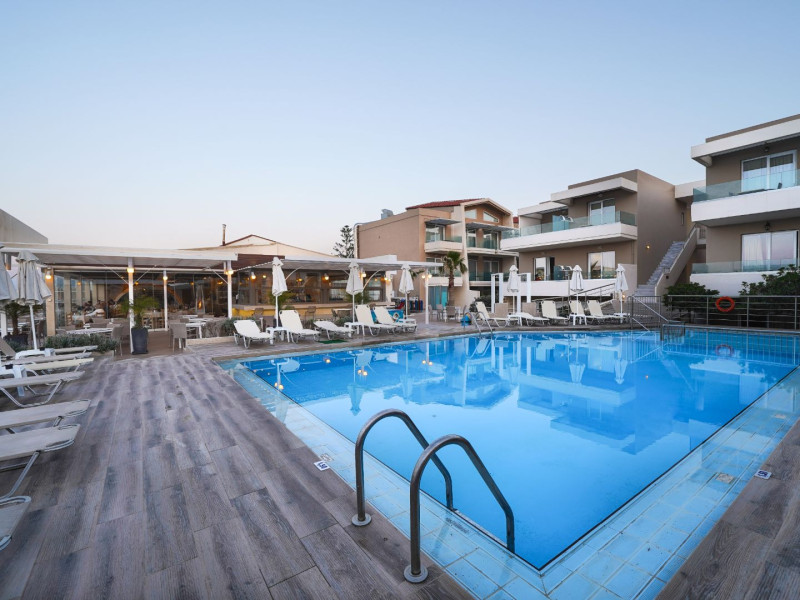 Marika Beach Hotel & Suites