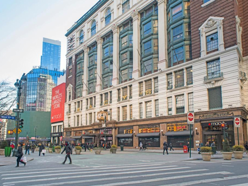 Martinique New York on Broadway, Curio Collection by Hilton