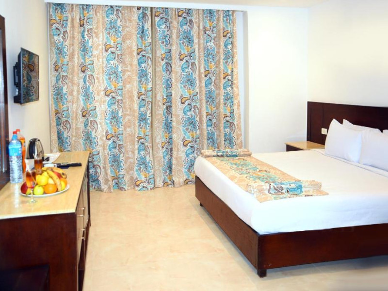 Mirage Bay Resort  Aqua Park****