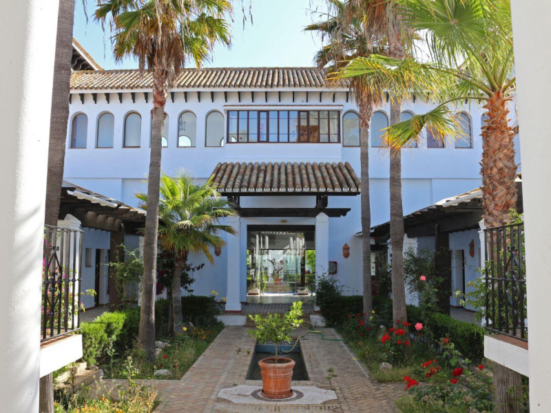 Moon Dreams El Cortijo