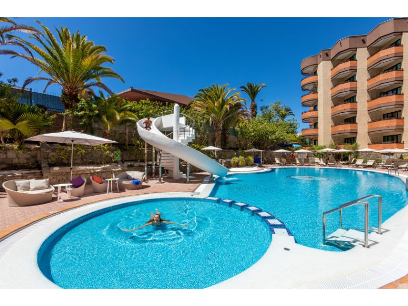 Mur Hotel Neptuno