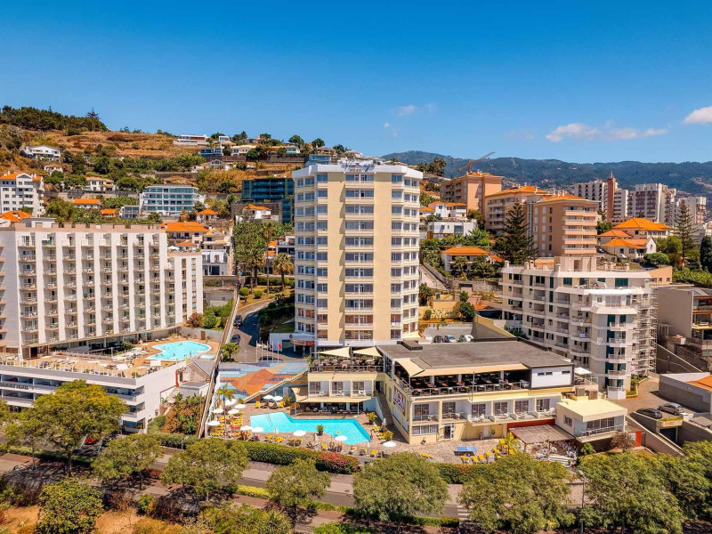 Muthu Raga Madeira Hotel
