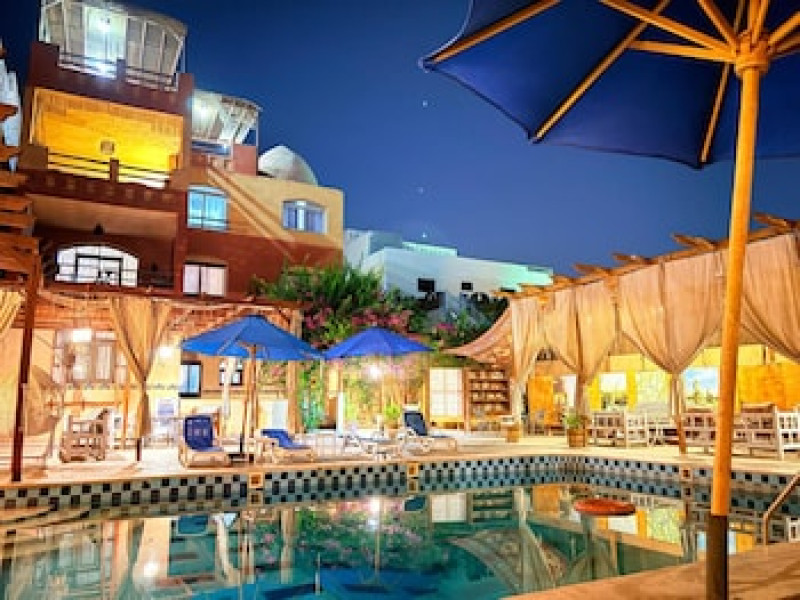 NILE COMPOUND HOTEL