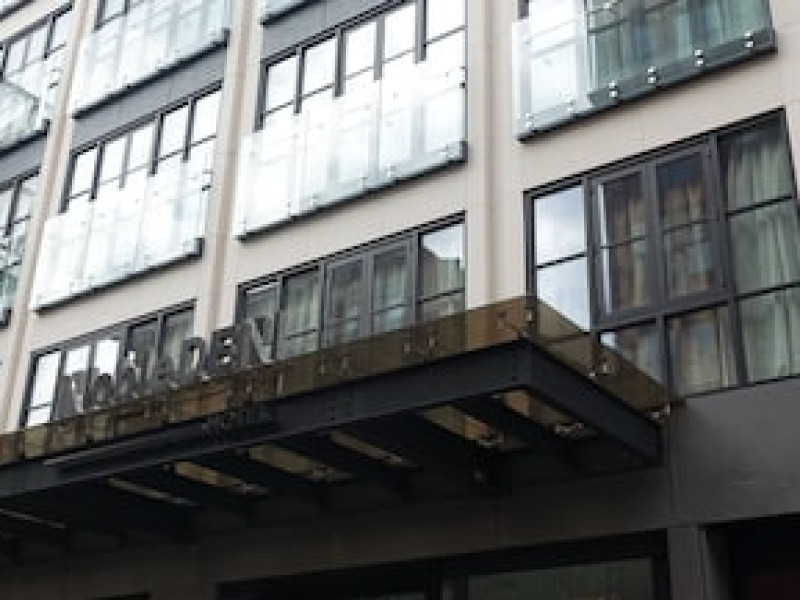 NOBLEDEN HOTEL