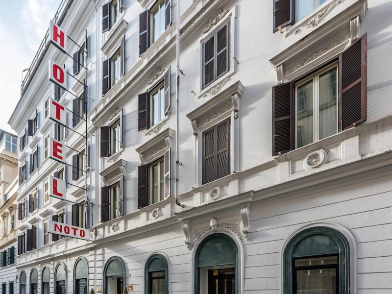 NOTO HOTEL