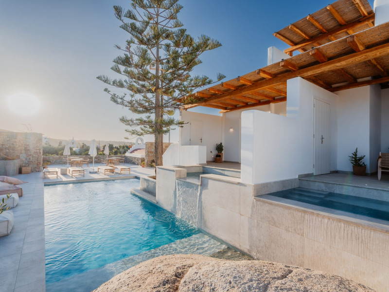 Oliving Mykonos Suites