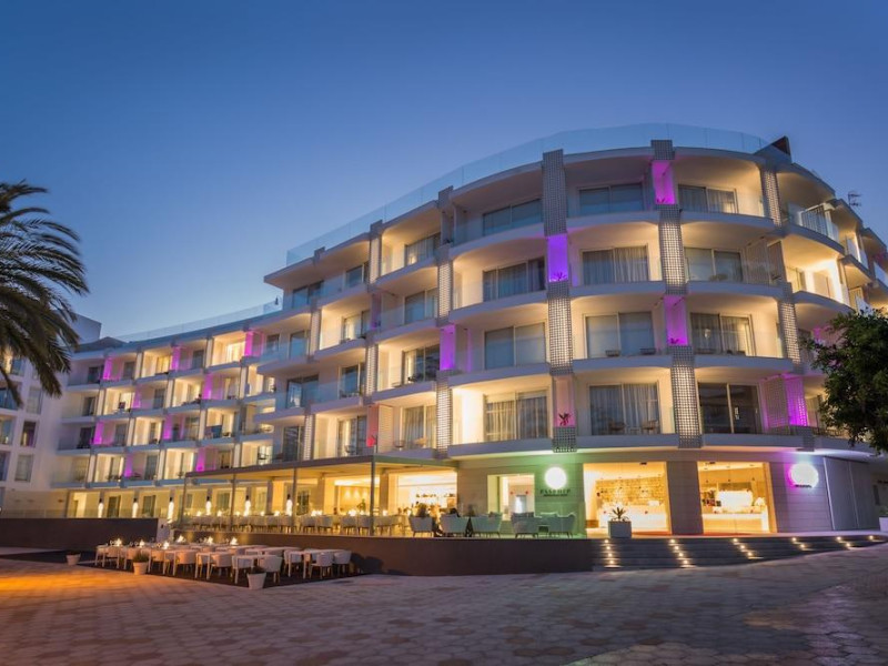 One Ibiza Suites