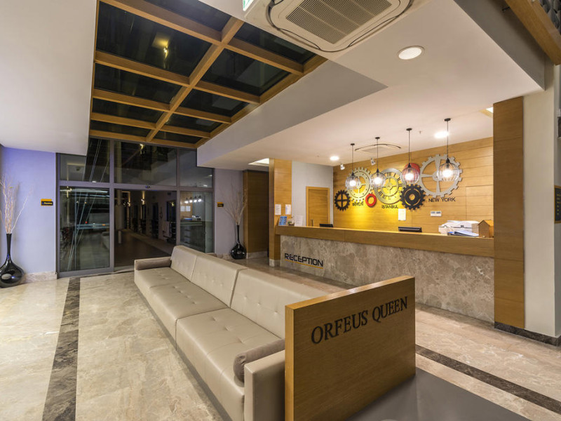 ORFEUS QUEEN HOTEL