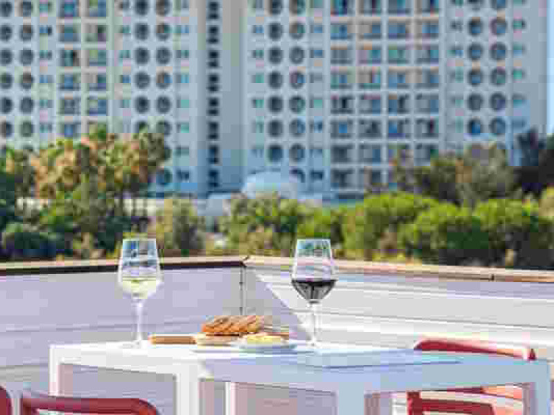 Ozadi Altura Beach  Resort