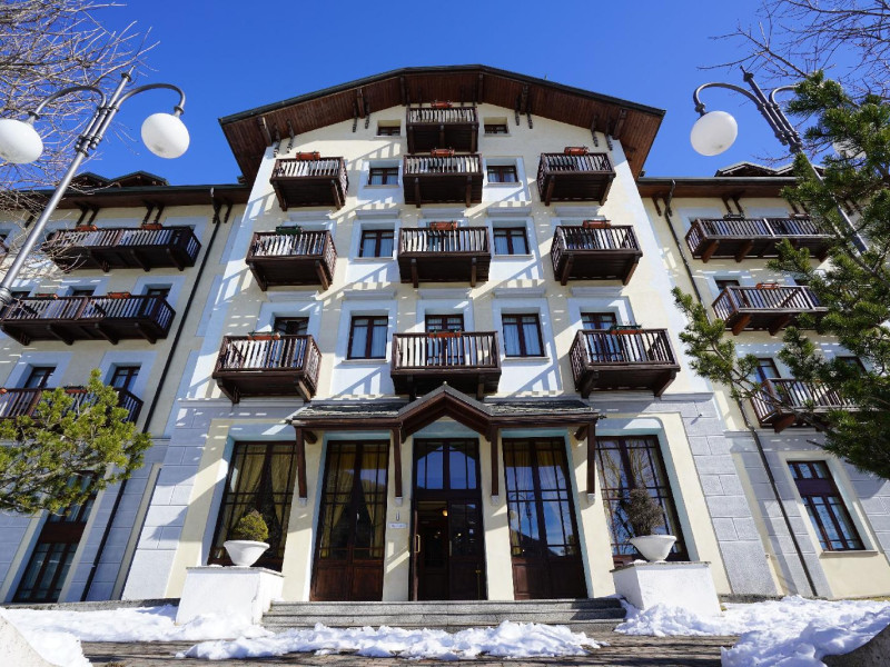 Palace Pontedilegno Resort