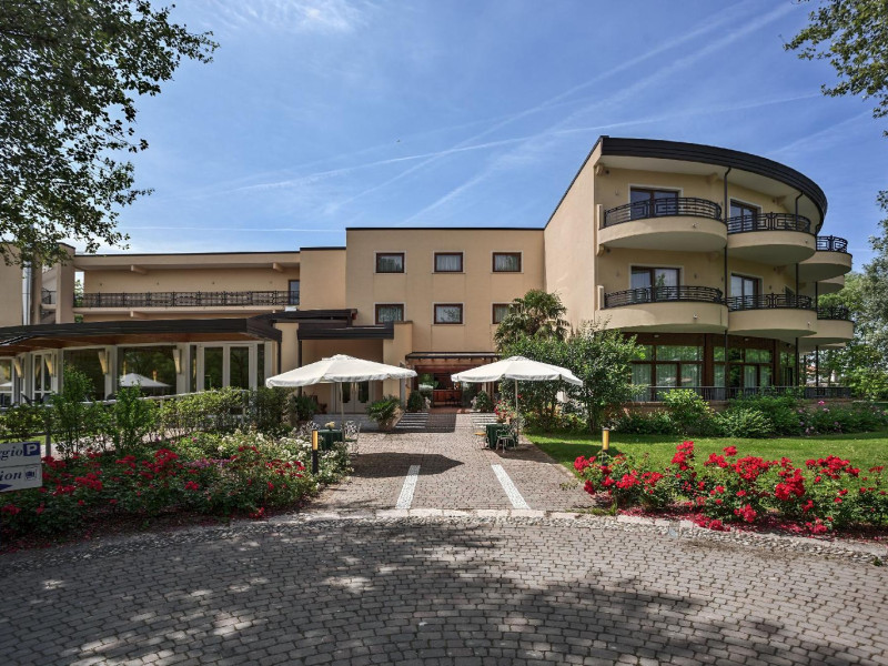 Park Hotel Junior