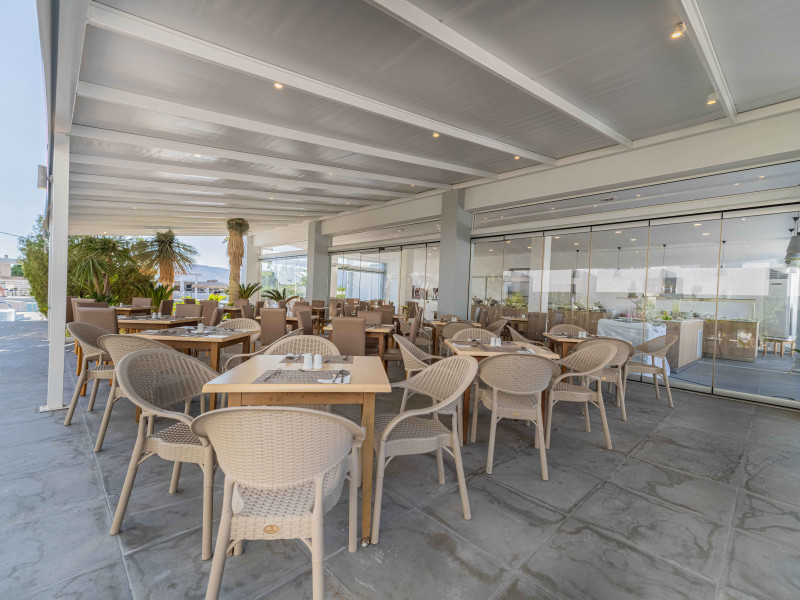 Pefkos Breeze Family Resort and Spa