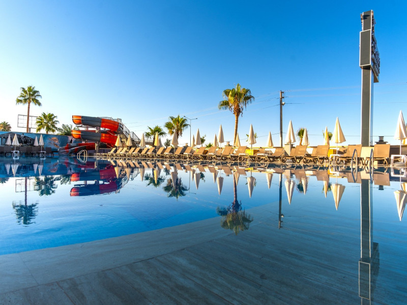 Grand Kolibri Prestige & Spa