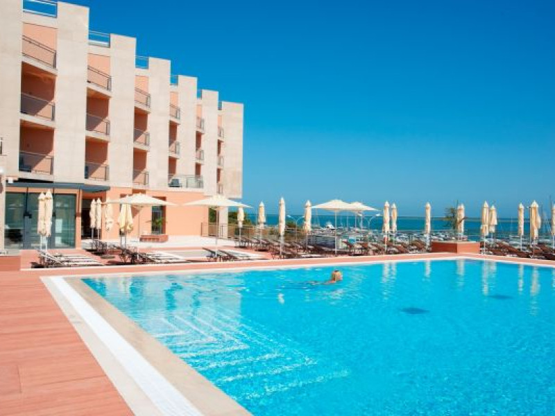 Real Marina Hotel & SPA