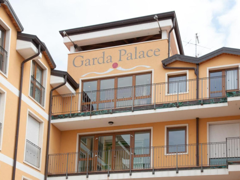 Residence Garda Palace
