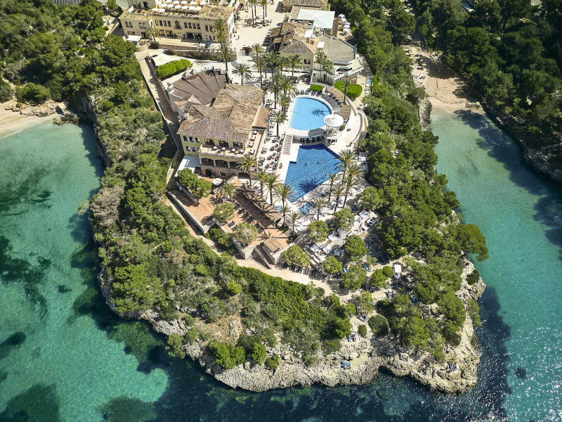 ROBINSON Cala Serena
