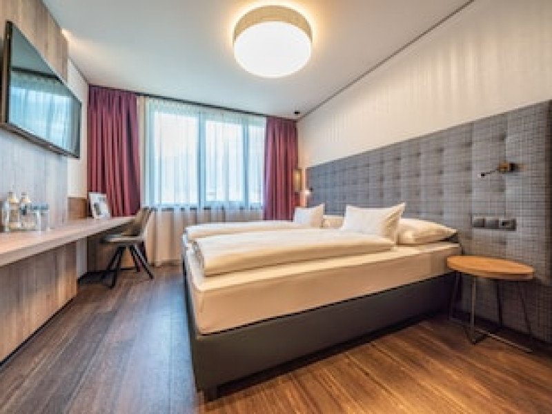 RUFI'S HOTEL AND SERVICED APARTMENTS