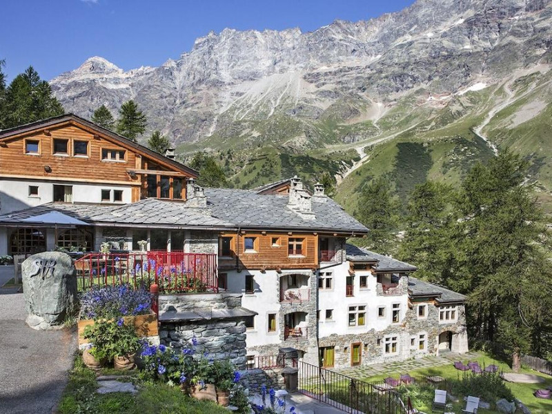 Saint Hubertus Resort