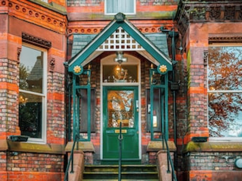 SEFTON PARK HOTEL