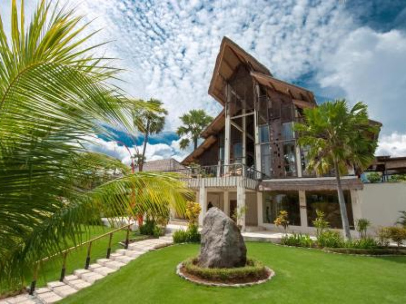 Siddhartha Ocean Front Resort & Spa
