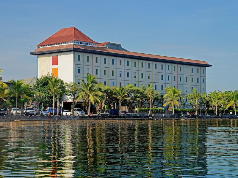 Singaraja Hotel