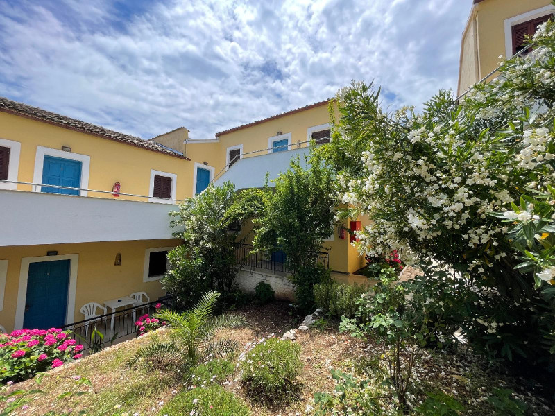 Sunflower Apartments & Studios