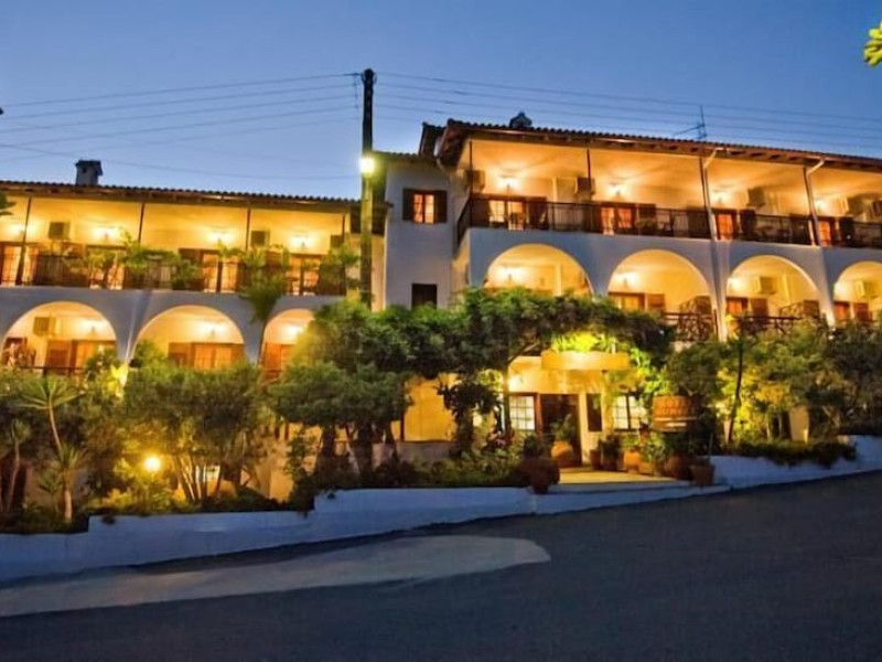 SUNSET HOTEL