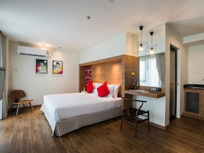Sunshine Hip Hotel