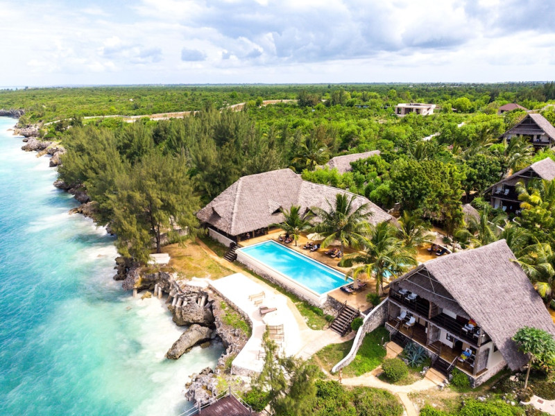 SUNSHINE MARINE LODGE