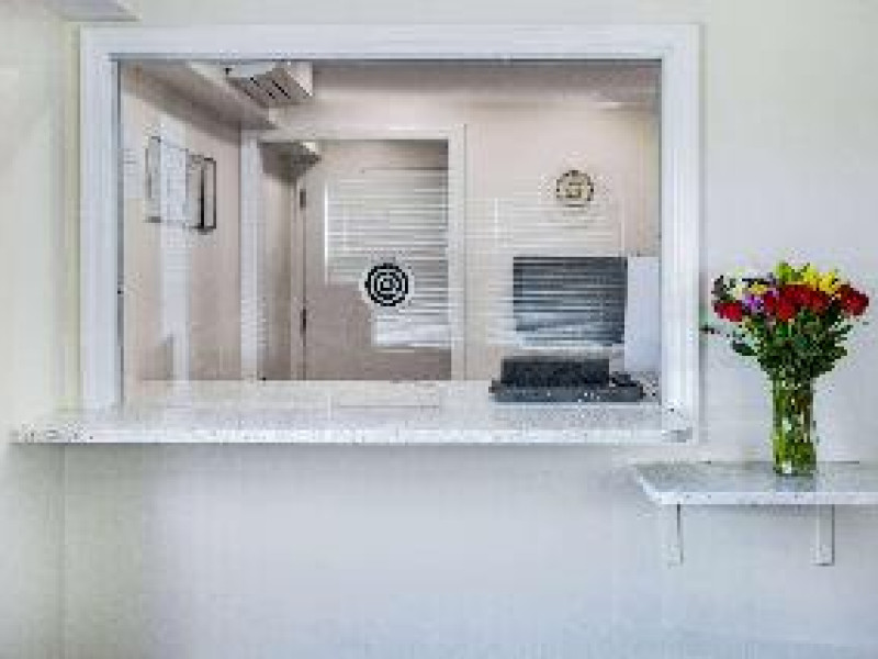 SUPER 8 BY WYNDHAM LINDENHURST