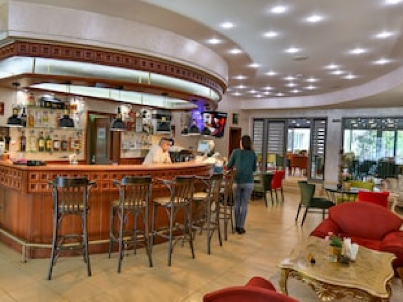 TERRA EUROPE BRONTES HOTEL
