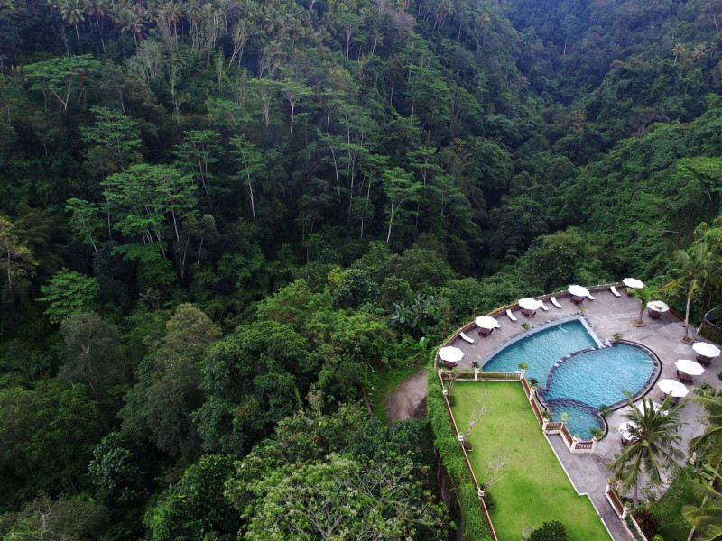 The Grand Bakas Villa