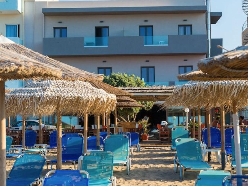 Tropical Hotel B