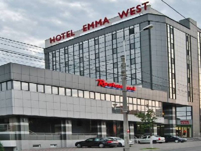 . Emma West Hotel 