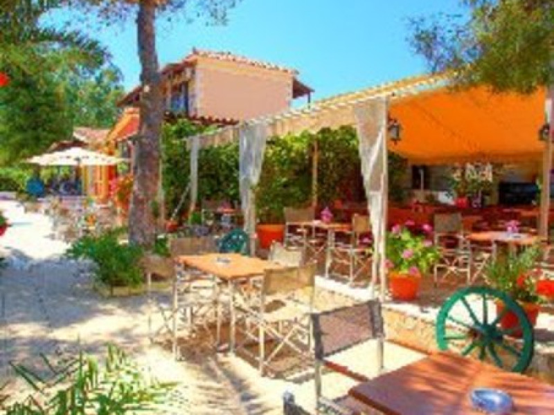 Two Brothers Studios (Kalamaki) recomandat 3*