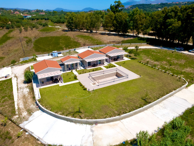 VALLIANOS D VILLAS