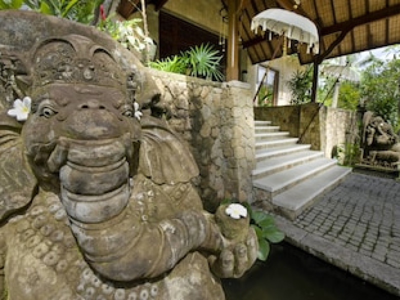 Villa Bukit Naga