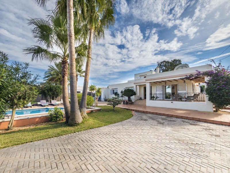 Villa Can Petrus