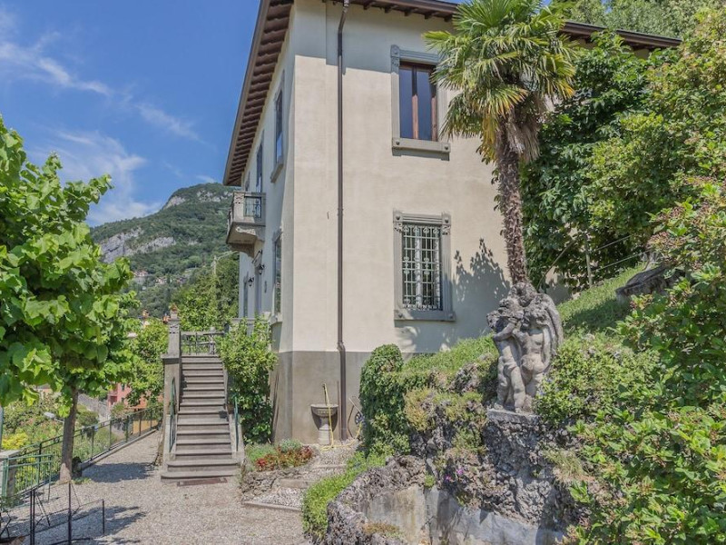 Villa Guardini With Stunning Lake View