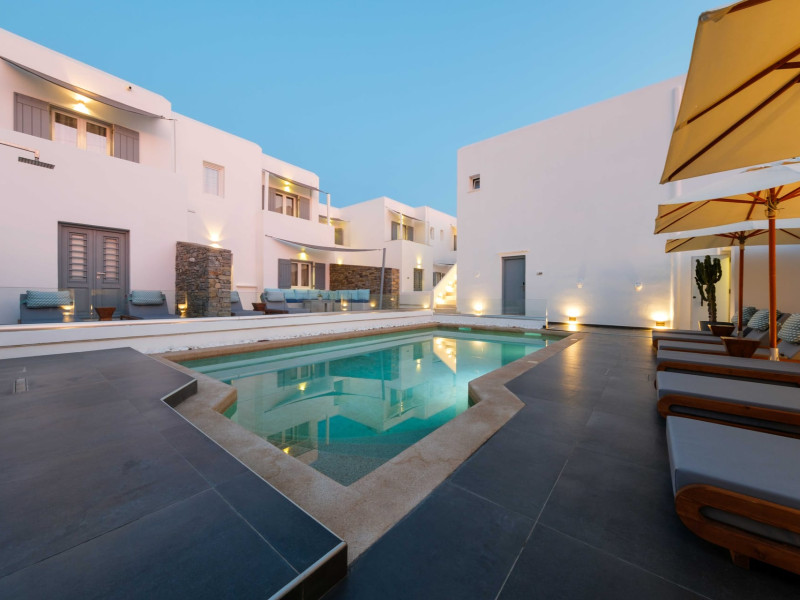 Villa Kelly Rooms  Suites Paros